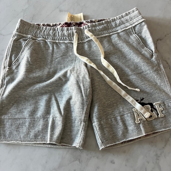 Abercrombie  fitch shorts - Picture 4 of 5